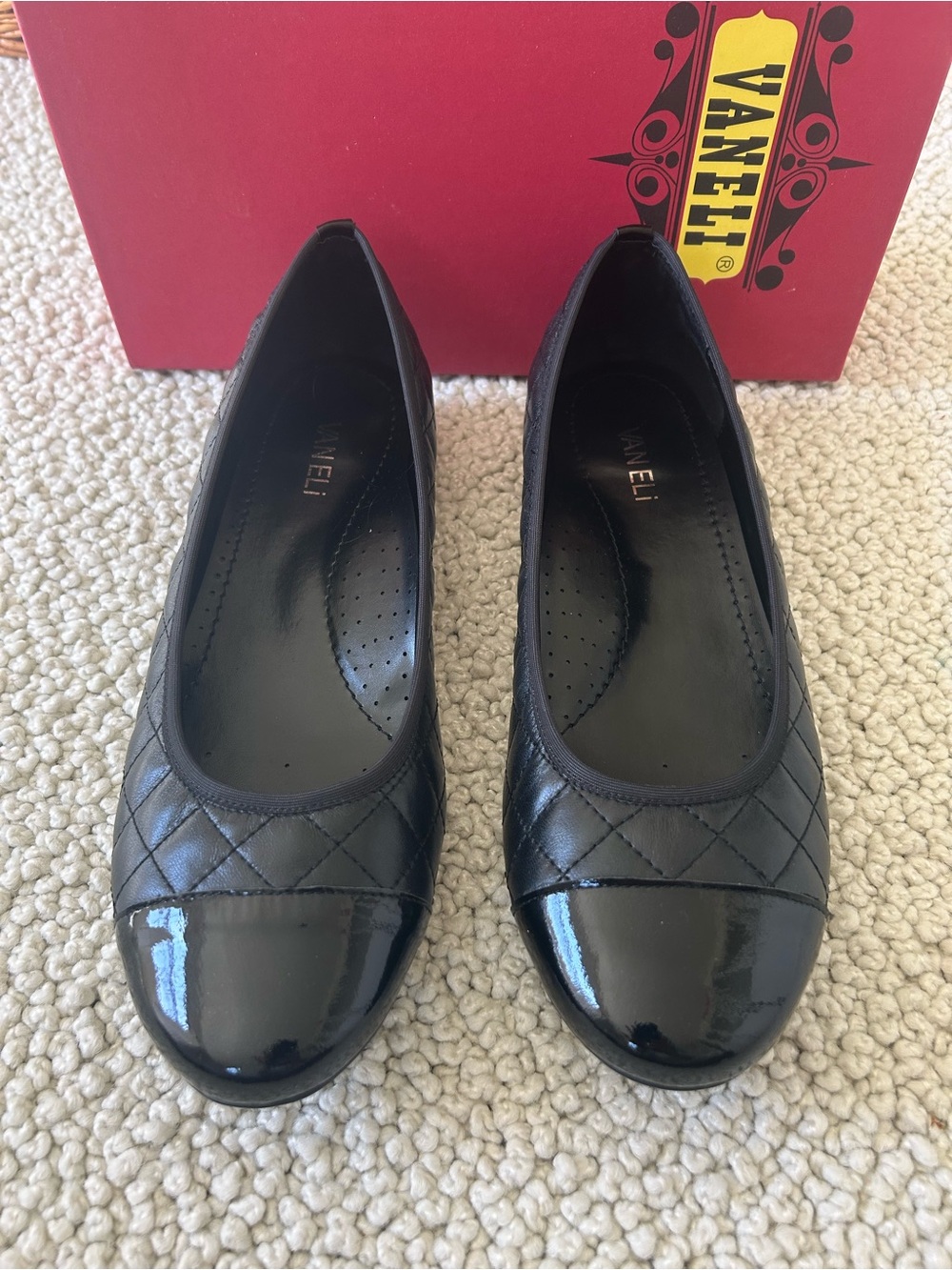 Vaneli Black Quilted Leather Ballet Flats with Patent Cap Toe - Size 11W